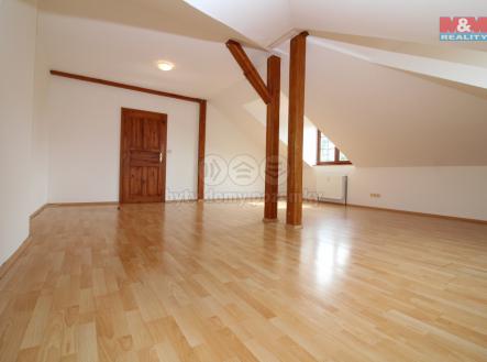 Prodej bytu, 2+1, 92 m²