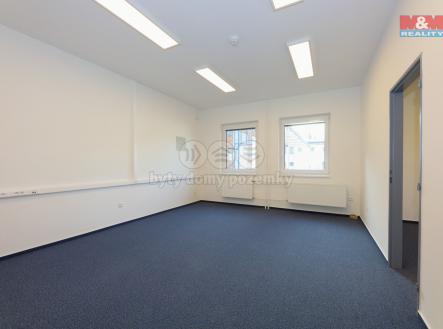 Pronájem - kanceláře, 139 m²