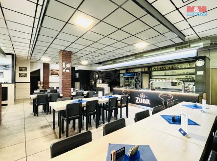 Pronájem - restaurace, 450 m²