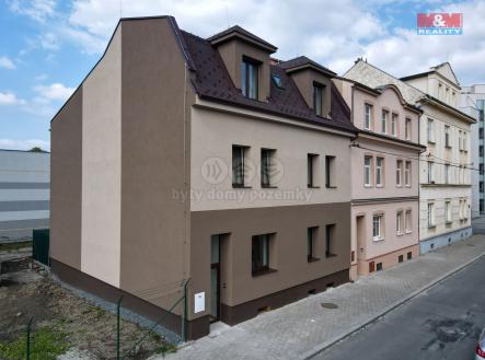 Prodej - dům/vila, 332 m²