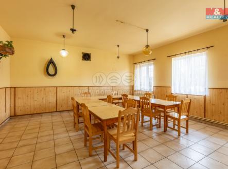 Prodej - restaurace, 180 m²