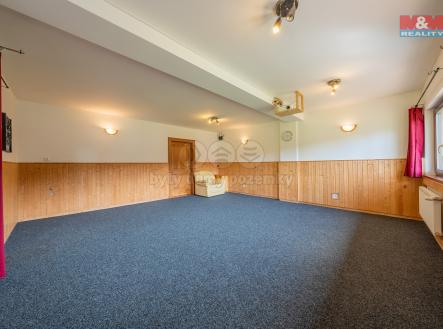 Společenská místnost | Prodej - hotel, 335 m²