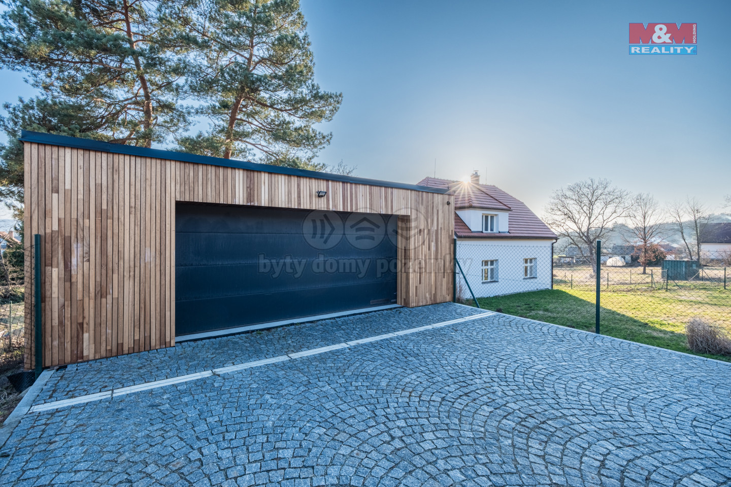 859035 - Prodej rodinného domu, 238 m², Bukovany