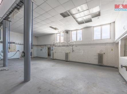 F37B2675-HDR.jpg | Prodej - výrobní prostor, 1 350 m²