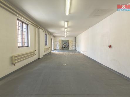 F37B2671-HDR.jpg | Prodej - výrobní prostor, 1 350 m²