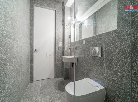 Koupelna s WC | Prodej bytu, 4+kk, 144 m²