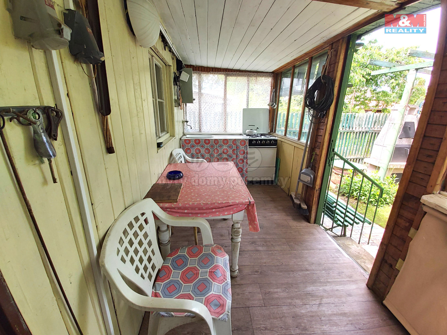 veranda s kuchyňkou