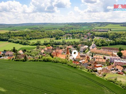 Okolí domu | Prodej - dům/vila, 80 m²