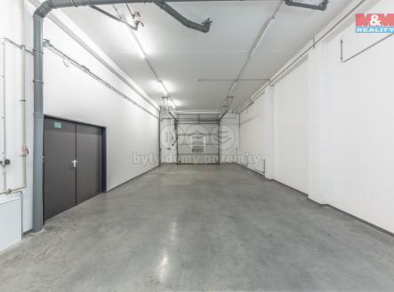 Pronájem - skladovací prostor, 2 895 m²
