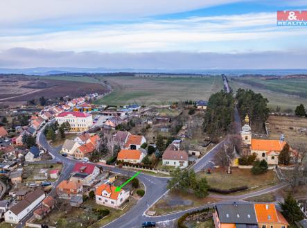 pohled na obec | Prodej - dům/vila, 150 m²