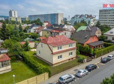 Pohled na dům | Prodej - dům/vila, 200 m²