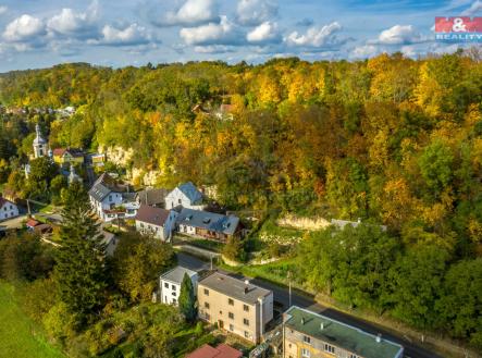 Pohled na pozemek a okolí | Prodej - pozemek pro bydlení, 500 m²