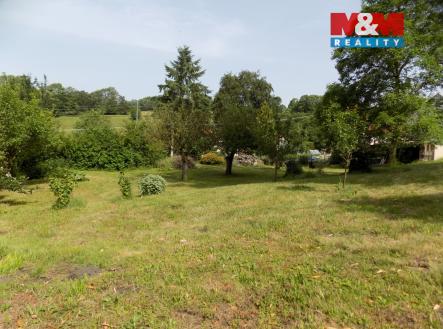 pohled na pozemek  | Prodej - pozemek pro bydlení, 1 046 m²