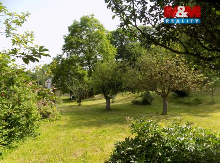 pohled na pozemek  | Prodej - pozemek pro bydlení, 1 046 m²