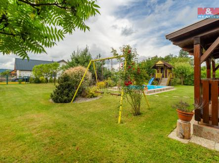 Pohled na zahradu  | Prodej - chata/rekreační objekt, 49 m²