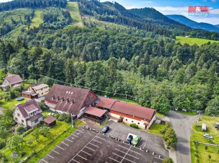 Celkový záběr z dronu | Prodej - hotel, 1 770 m²