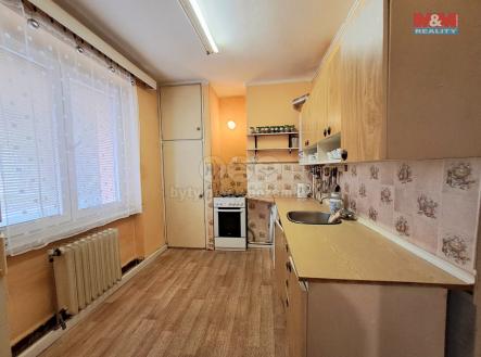 fbe828d0-fcf4-4db9-8845-59a24a5606bd.jpg | Pronájem bytu, 4+1, 81 m²