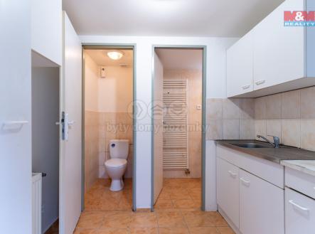 Kuchyň s wc a kupelnou.jpg | Prodej - dům/vila, 115 m²