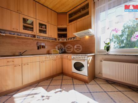 7e761737-e1b4-4ebc-b78a-d54ae56cf898.jpeg | Prodej - dům/vila, 226 m²