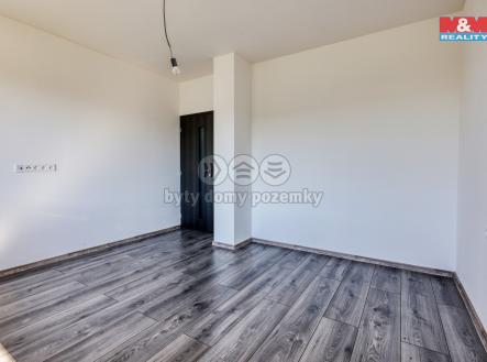 a3629bd7-70d6-4c27-a0ba-ce4b445d9bb8.jpg | Prodej - dům/vila, 166 m²