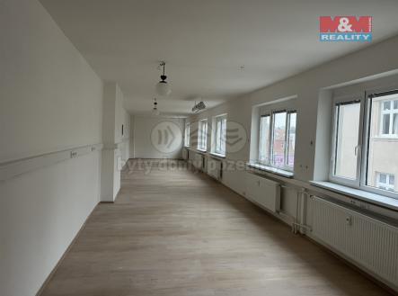 EF90F72A-E2C9-4C6E-9365-36A4E6074DF5_1_105_c.jpeg | Pronájem - obchodní prostor, 70 m²