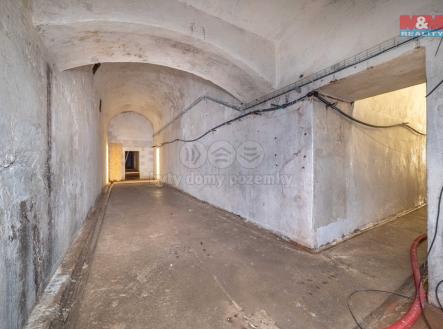 1 (12).jpg | Pronájem - výrobní prostor, 1 366 m²