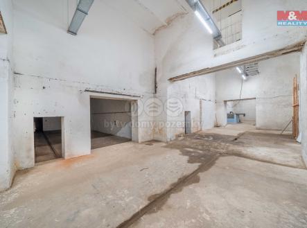 1 (8).jpg | Pronájem - výrobní prostor, 1 366 m²
