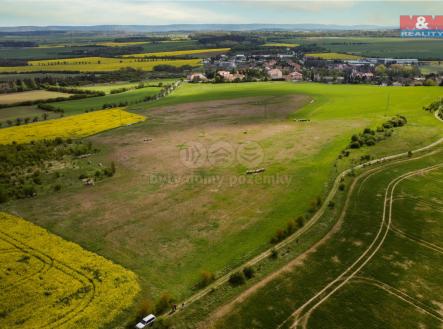 Tachlovice (1).jpg | Prodej - pozemek pro komerční výstavbu, 37 972 m²