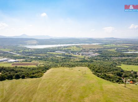 Pohled na pozemek. | Prodej - pozemek, zemědělská půda, 4 825 m²