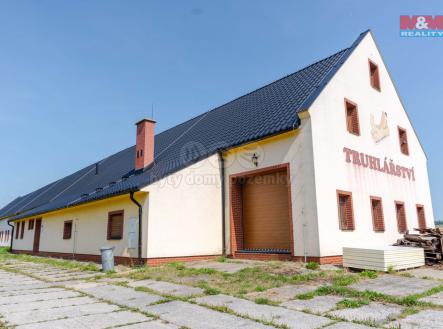 Truhlarstvi Valsov Brnak-2.jpg | Prodej - výrobní prostor, 2 000 m²