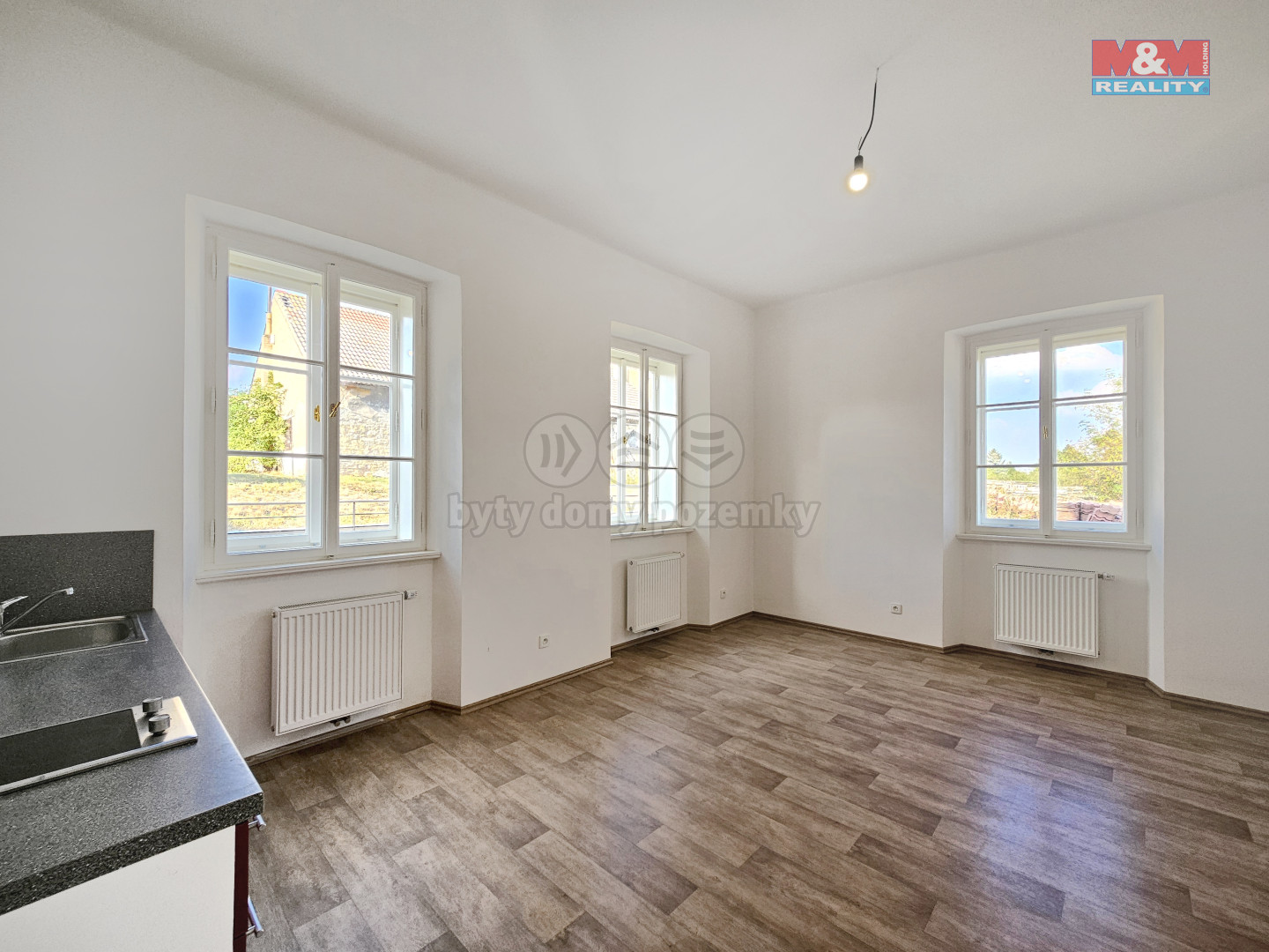 Pronájem bytu 1+kk, 33 m2, Studeněves, okr. Kladno