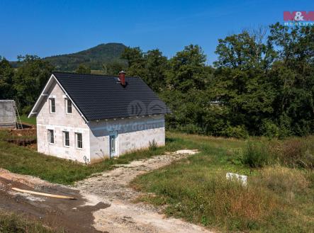 Dům a okolí | Prodej - dům/vila, 130 m²