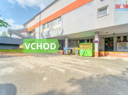 VCHOD RAMPA.jpg | Pronájem - skladovací prostor, 845 m²