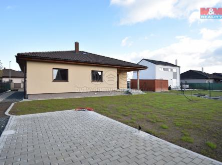 dům v zahradě | Prodej - dům/vila, 108 m²