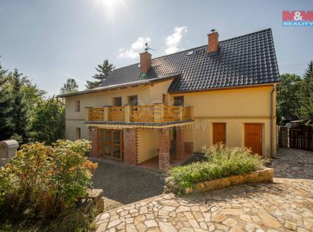 Pohled na dům | Prodej - dům/vila, 262 m²