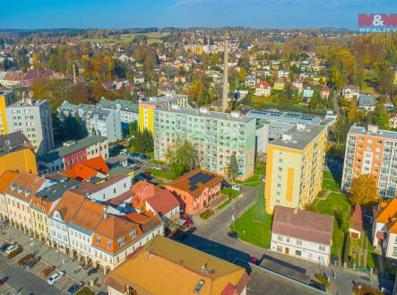 Pohled na dům | Prodej bytu, 3+1, 67 m²