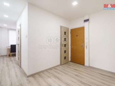 PŘEDSÍŇ | Prodej bytu, 4+1, 76 m²