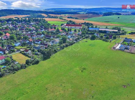 pohled na pozemek  | Prodej - pozemek pro bydlení, 7 866 m²