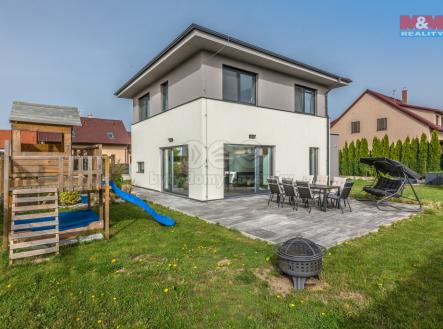 dům | Prodej - dům/vila, 159 m²