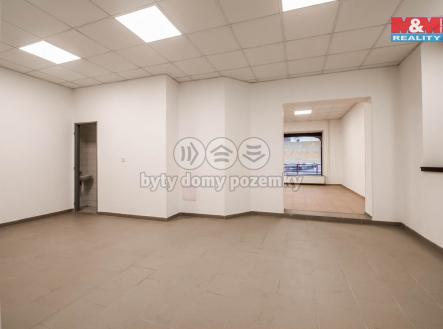 256289c2-f4a4-4c09-9cf3-b39e0e75f411.jpg | Prodej - obchodní prostor, 85 m²