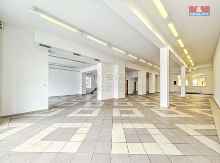 IMG_20250711_140727.jpg | Pronájem - obchodní prostor, 520 m²