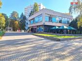 Pronájem - obchodní prostor, 450 m²
