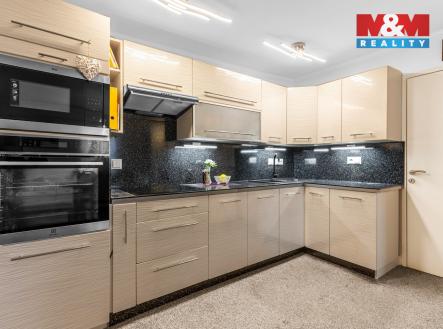 IINP | Prodej - obchodní prostor, 6 710 m²