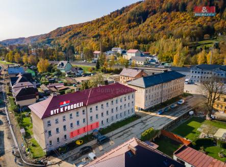 letecký pohled na dům | Prodej bytu, 4+1, 93 m²