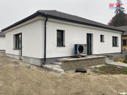 Dům | Prodej - dům/vila, 412 m²