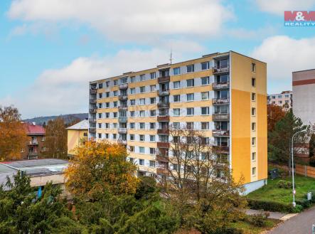 pohled na dům | Prodej bytu, 1+kk, 21 m²