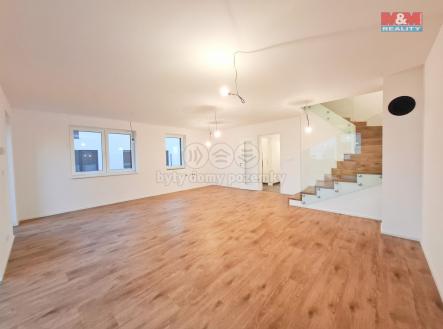 Obývací pokoj s kk | Pronájem - dům/vila, 141 m²