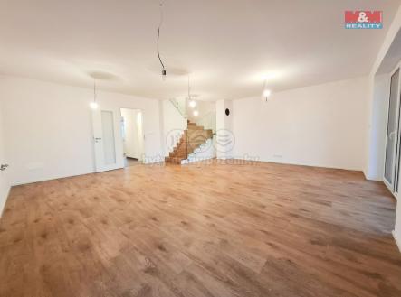 Obývací pokoj s kk | Pronájem - dům/vila, 141 m²