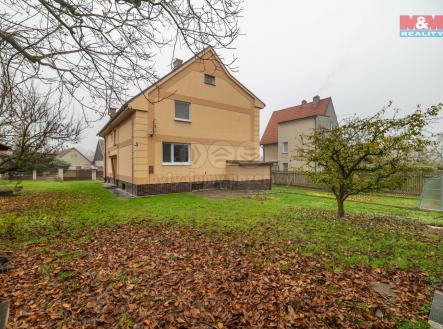 . | Prodej - dům/vila, 180 m²