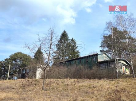 pohled na pozemek a chaty | Prodej - pozemek pro bydlení, 1 513 m²